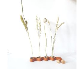 c896-d093-4460-b4e9-85e4fdeab00f