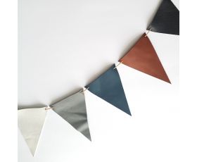 e5c1-4eb7-4e7e-8fa1-6178e1b59810